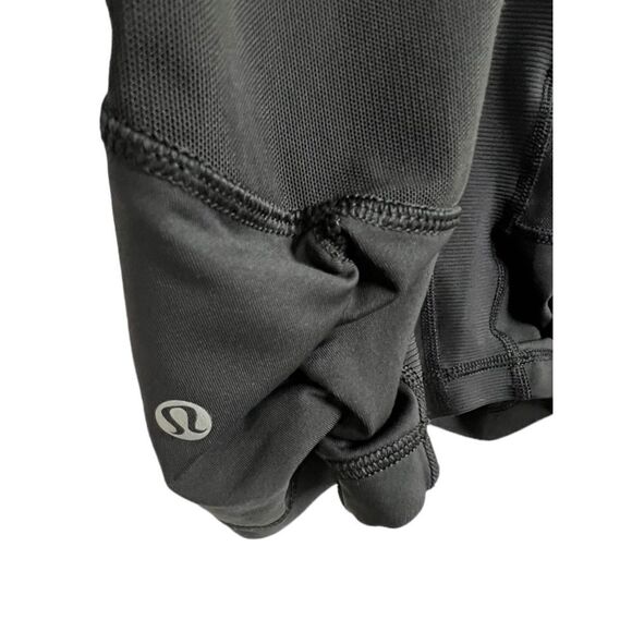 Lululemon Black Cropped Athletic Stretchy Leggings With Mesh Leg - Picture 3 of 6